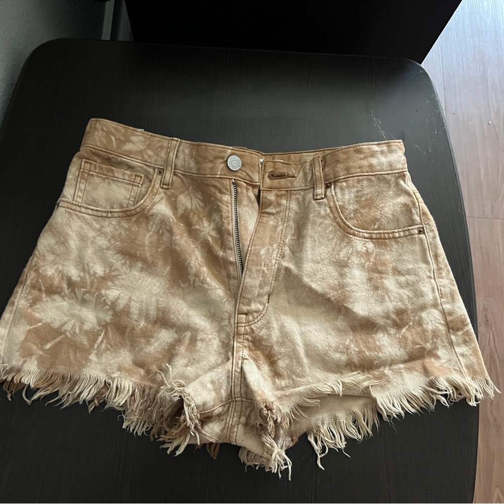 Tan and white tie dye distressed jean shorts size 26 from pac sun
